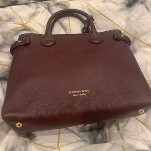 COPY - BRAND NEW! Burberry Medium Banner Tote